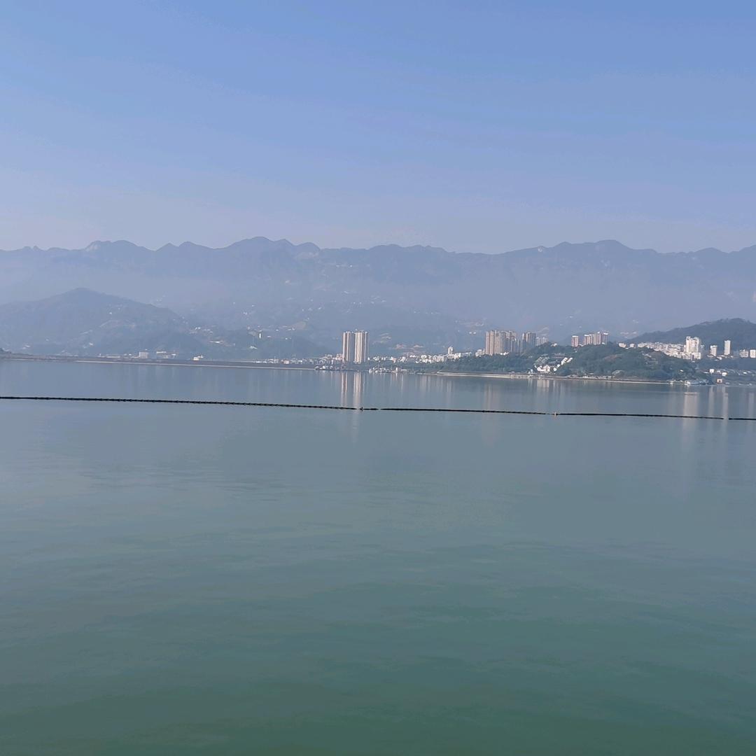 蓝岸风景