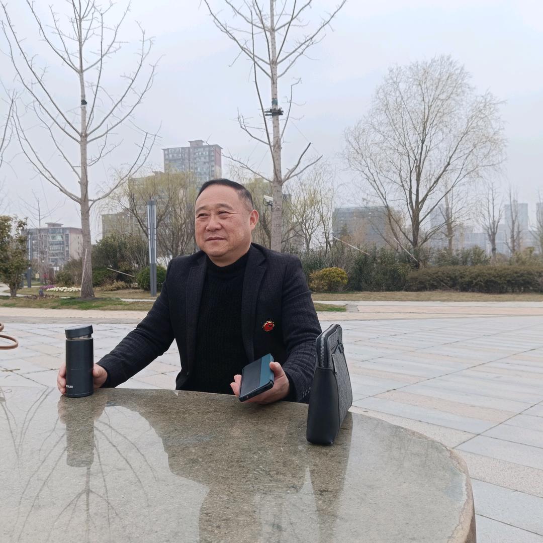 月老阁，大洋房产中介。