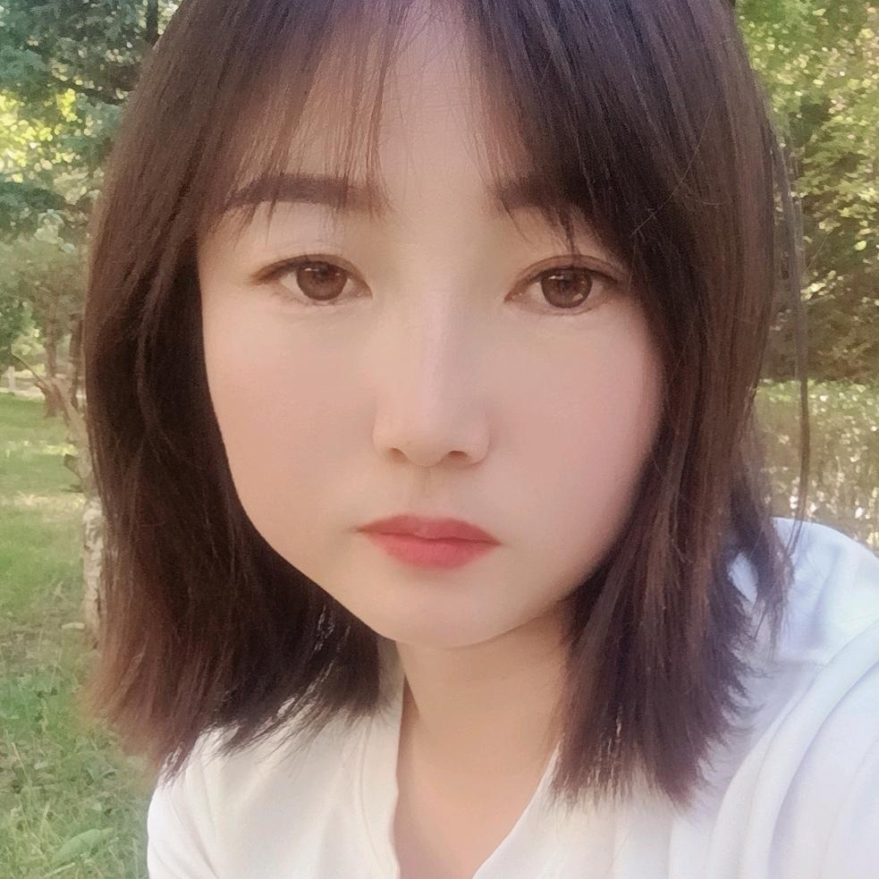 静静💋