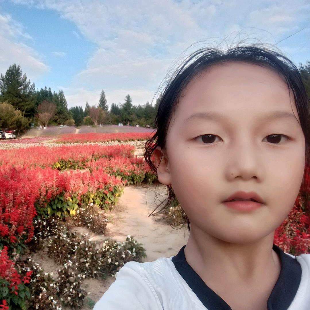 🕊꧔ꦿ᭄💞何年马月🕊꧔ꦿ᭄