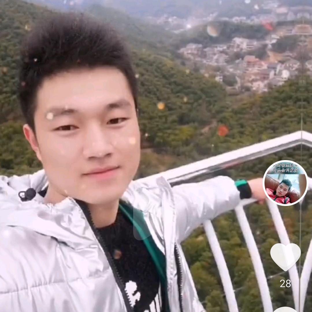 🌷深情不及久伴