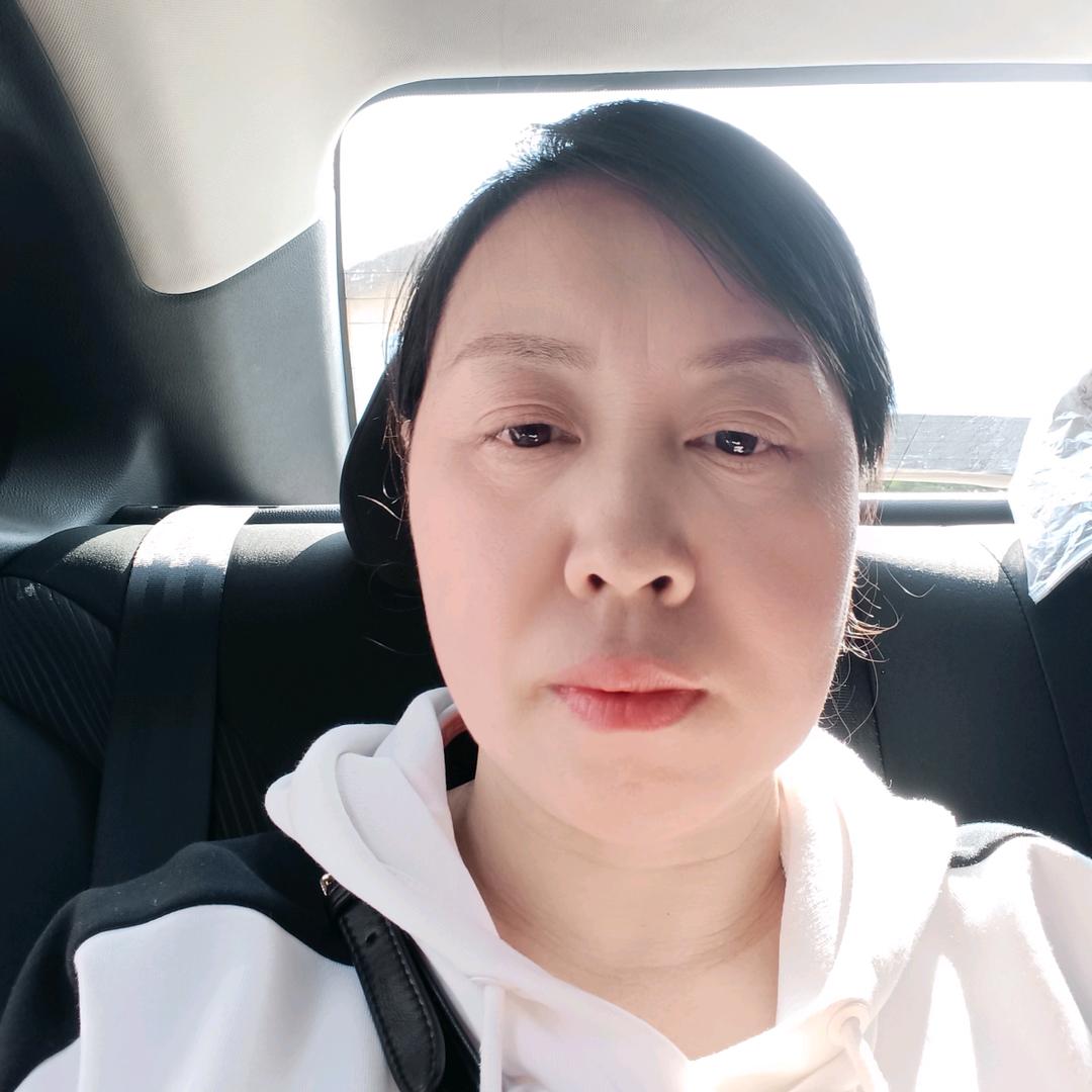 优优姐姐（白天不定时开播)