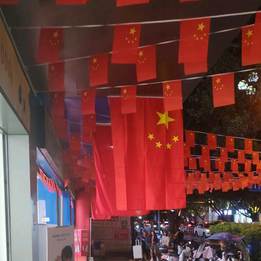 探索鸿蒙空间的小刘