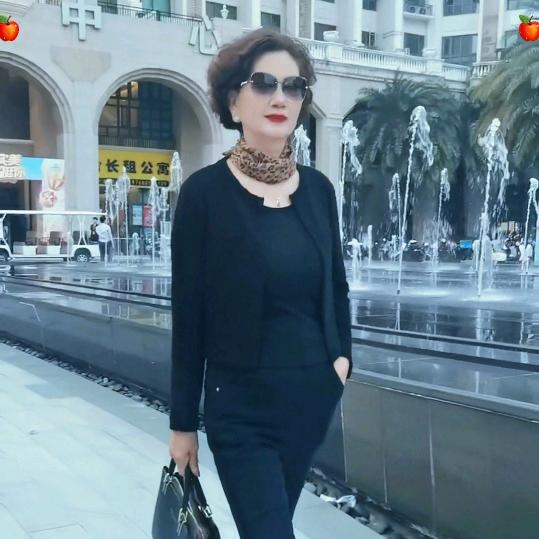 优雅女人（君兰拒合拍）