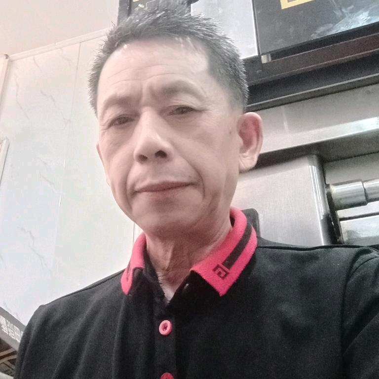 黄东福