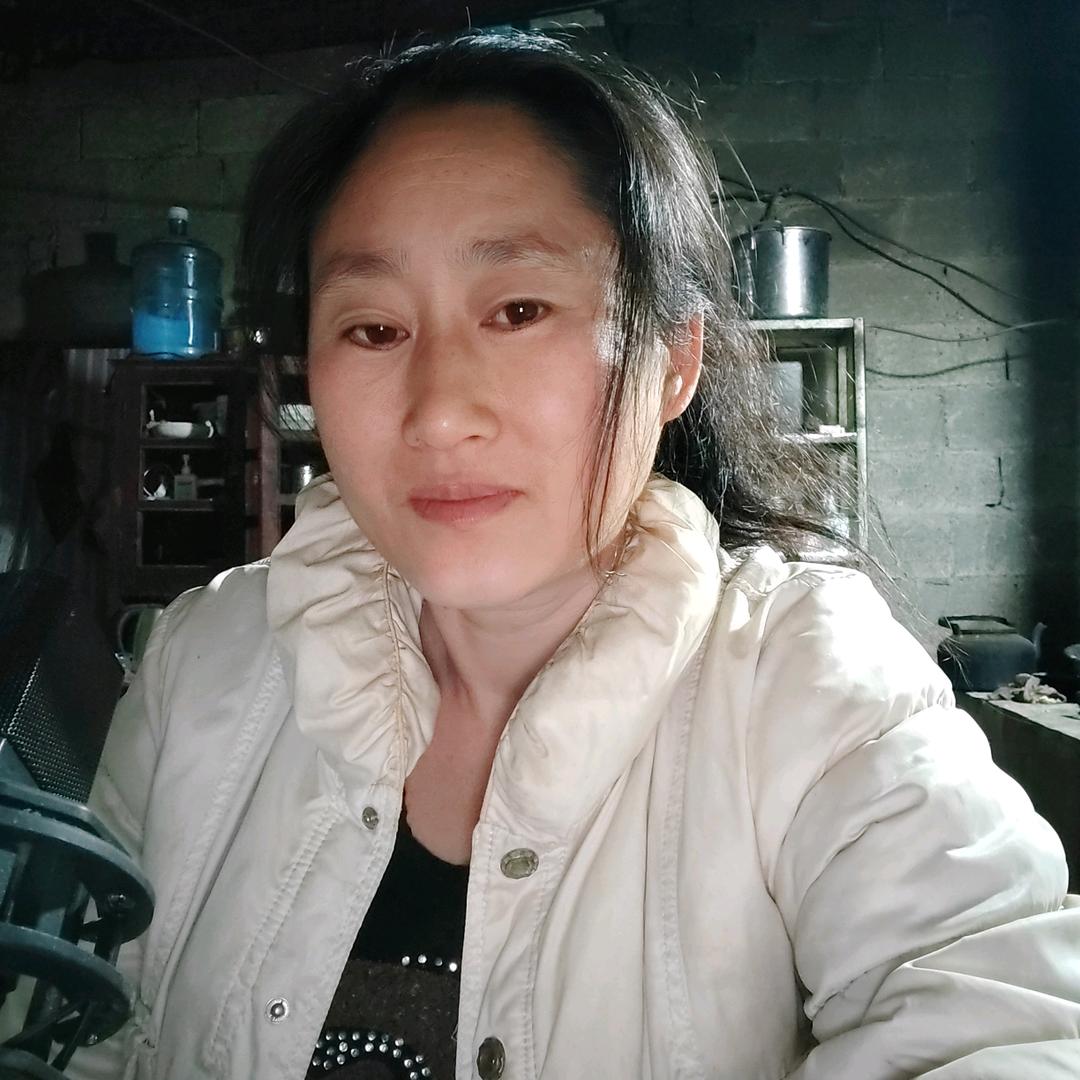 李明英