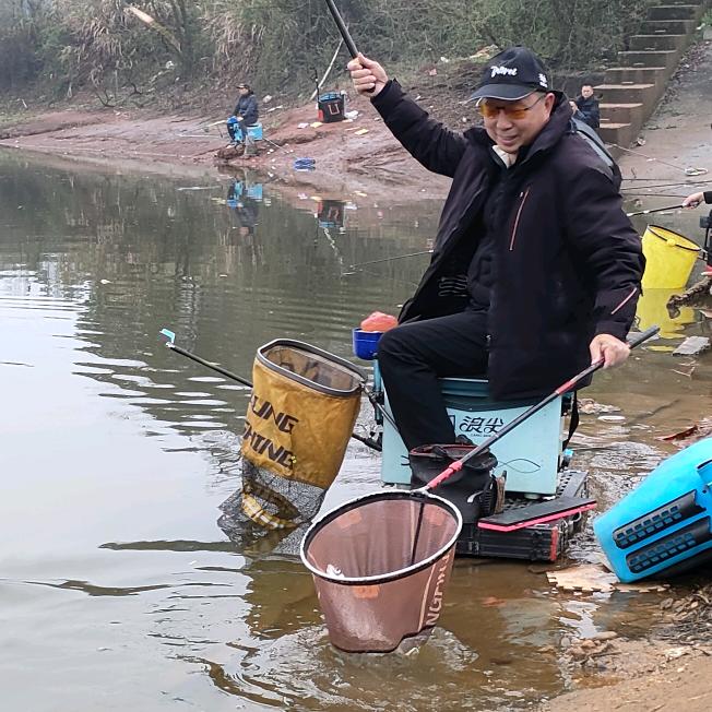 刘教练渔具工作室