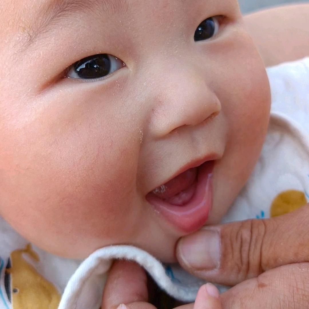 雪宇妈妈（五年生三胎）