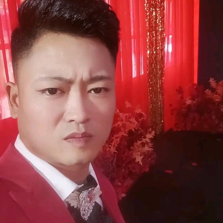 主持人阿奇