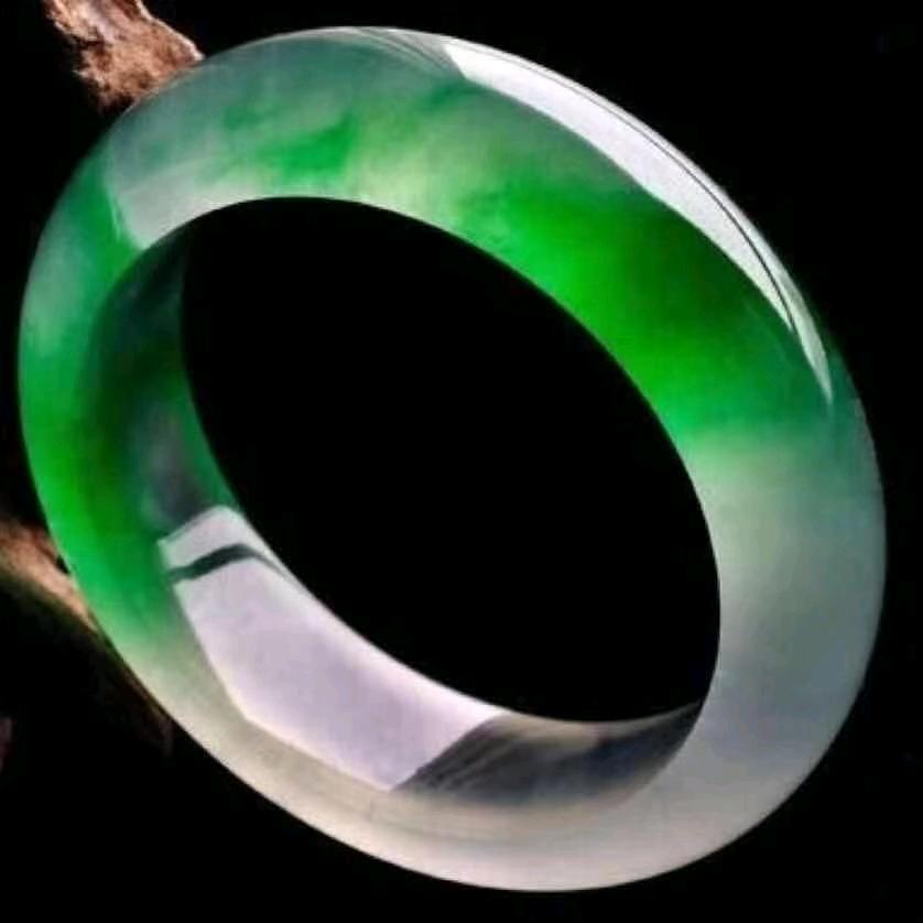 华仔手镯精工加工厂