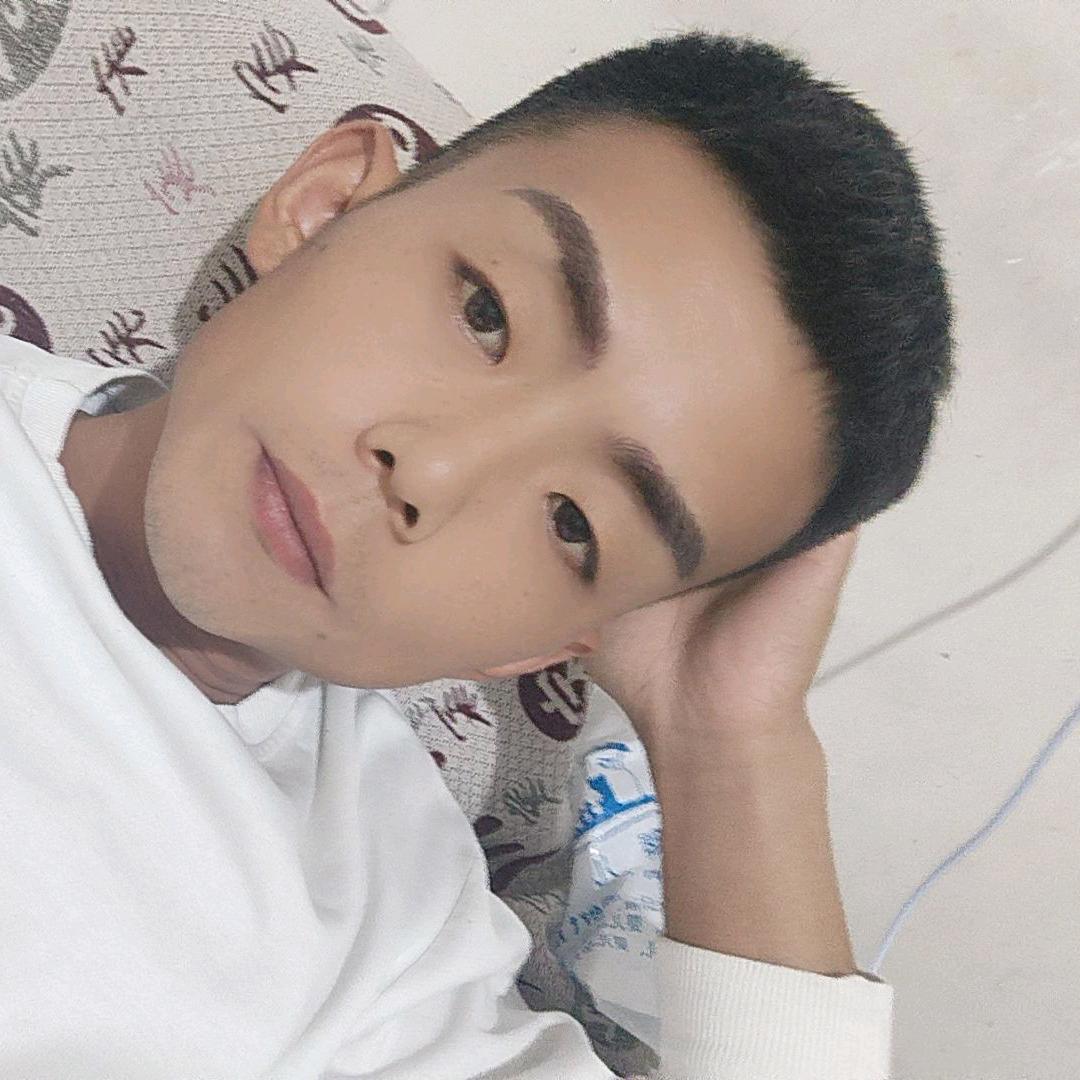 骑雅马哈的小涛