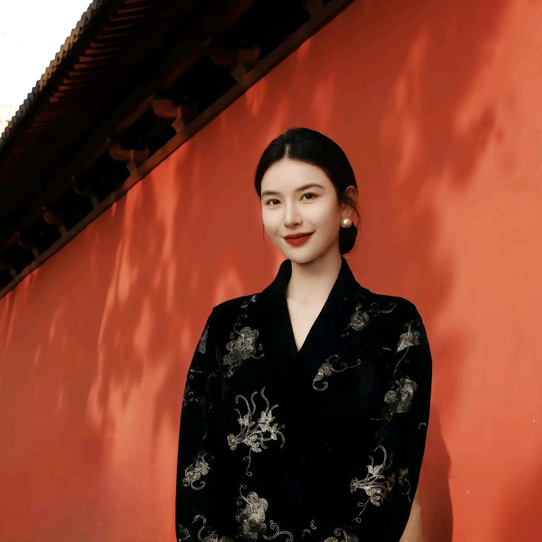 李星儿穿搭分享