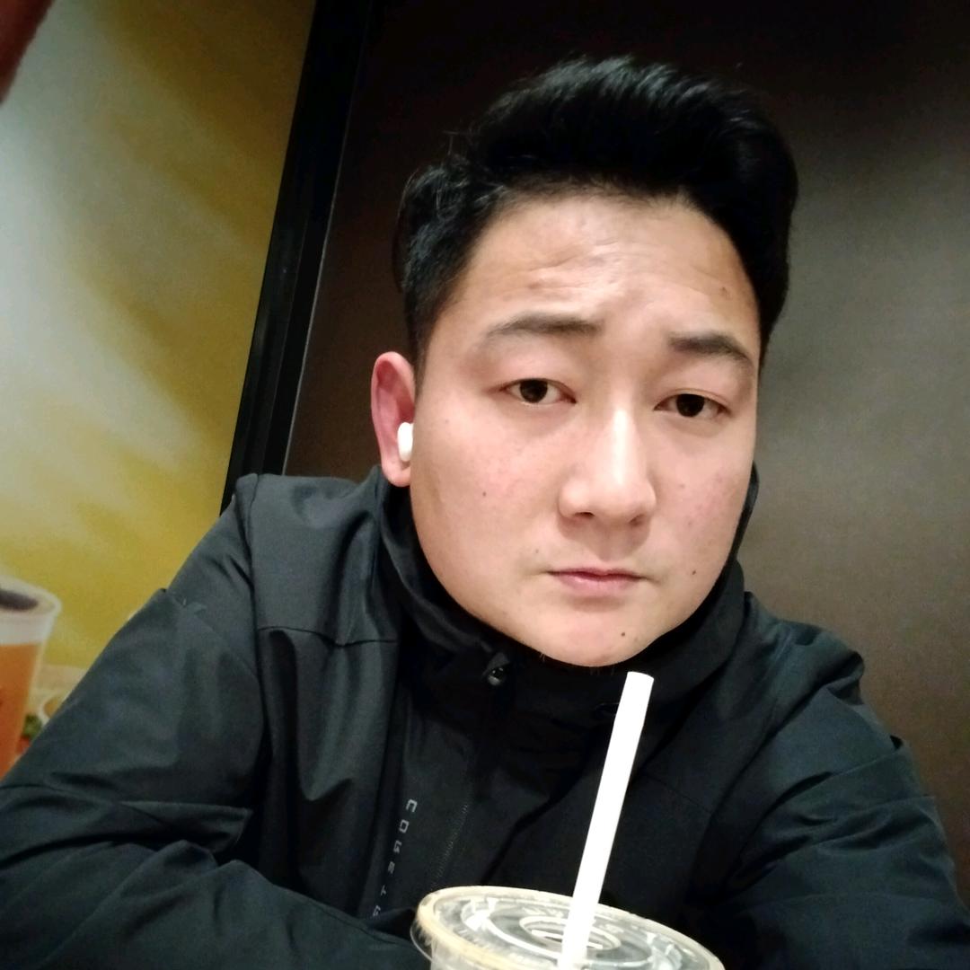 只喝白开水