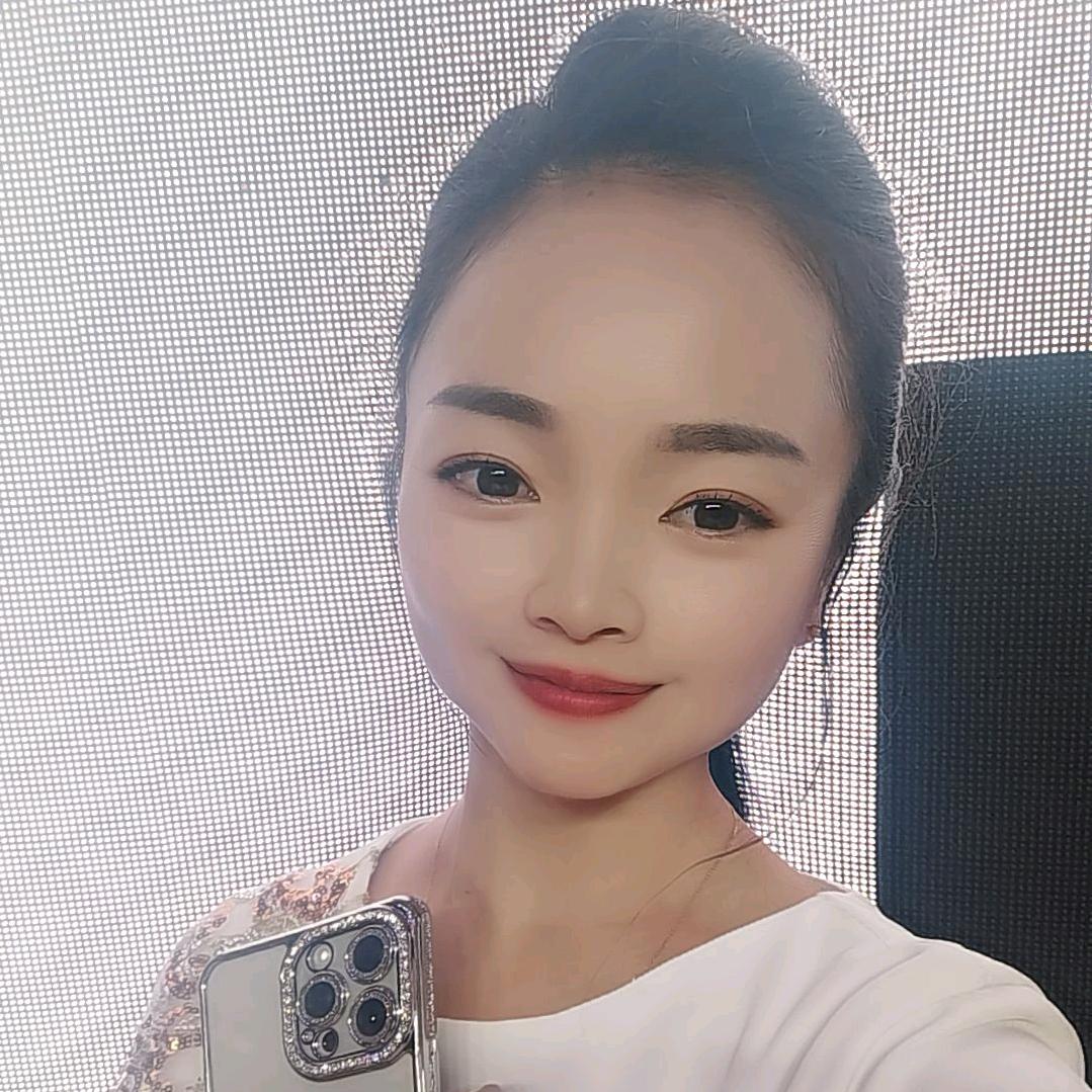 凯丽《亳州梦颜婚礼策划》