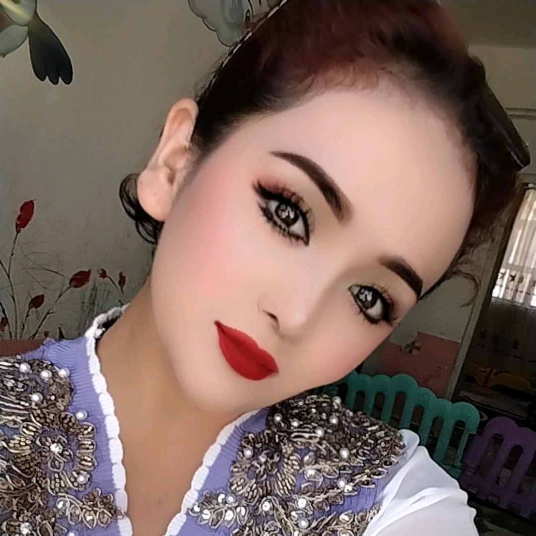 乖巧撩人👄