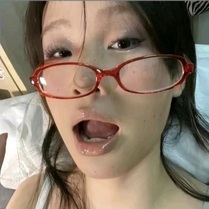 纯情的大鼻嘎.
