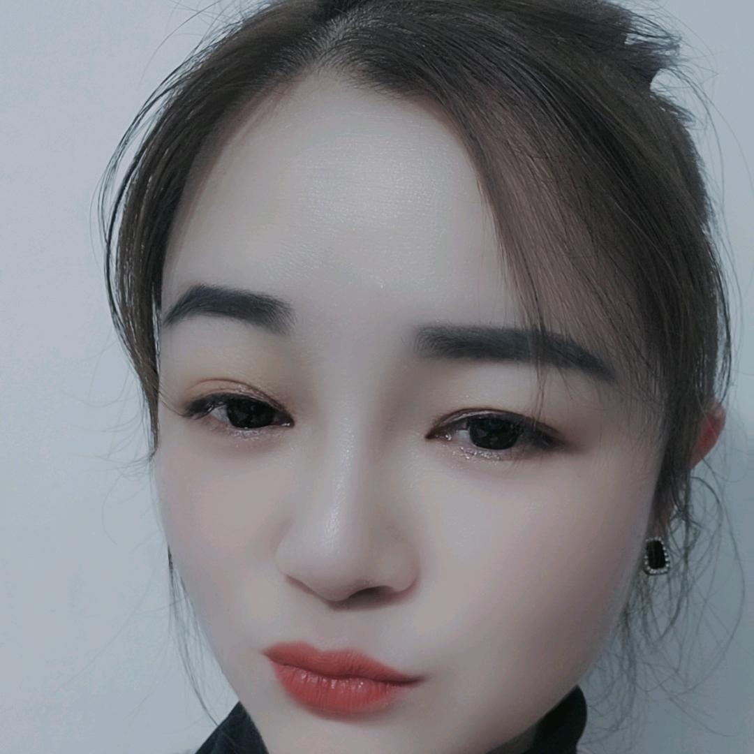 曲玲玲