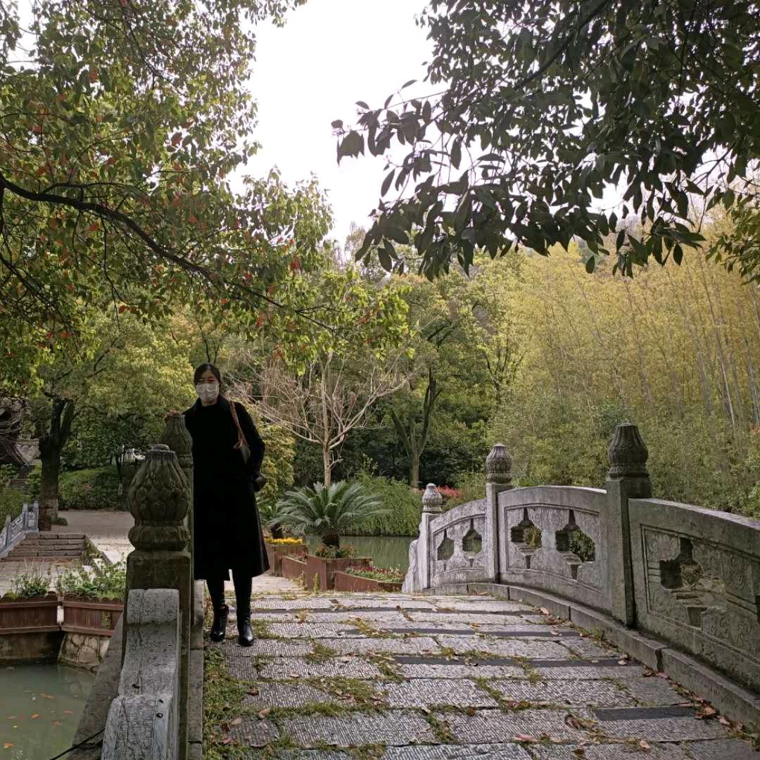 云淡风轻！