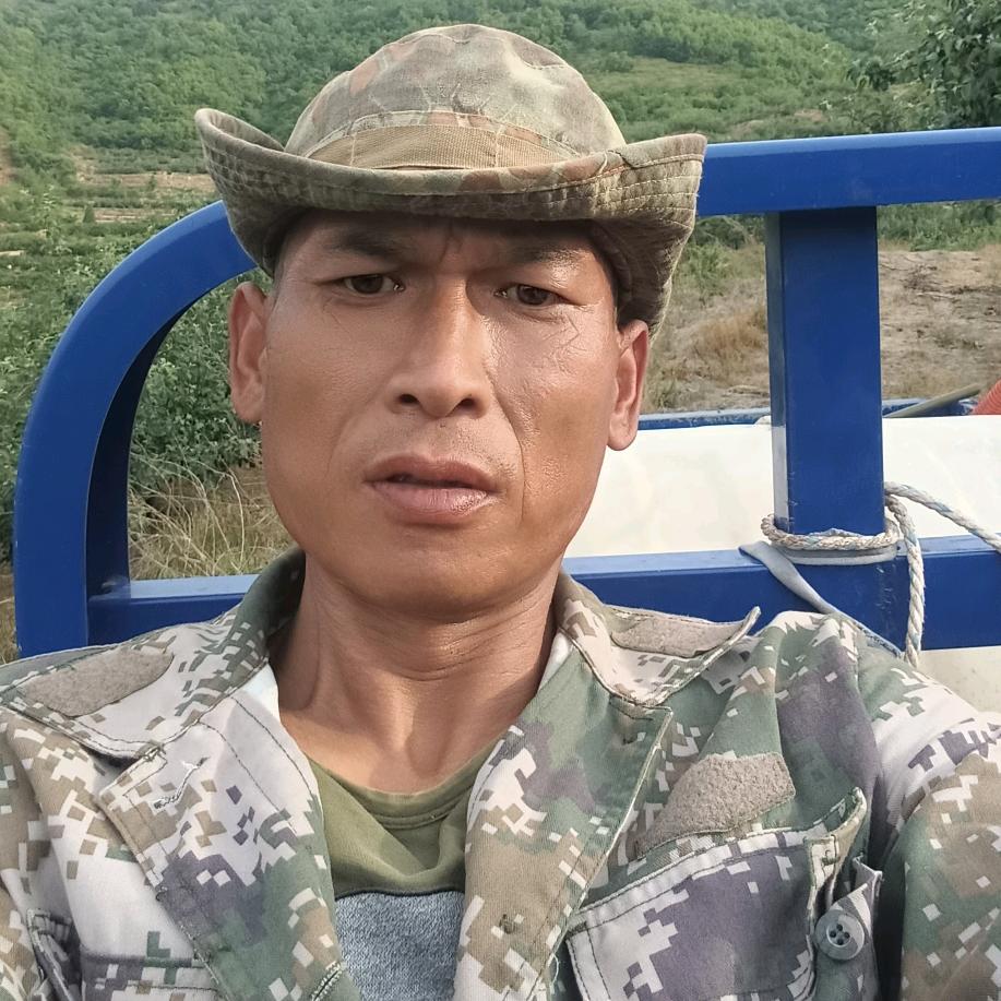 站在村口看世界