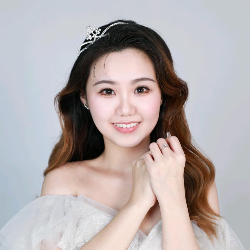 大小姐们的衣厨