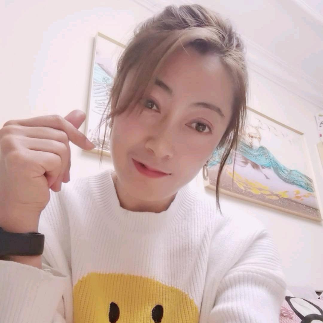 古月(晚上8:10）开播用大号在主页简介