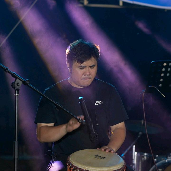 音悦艺校鼓悦堂：小明