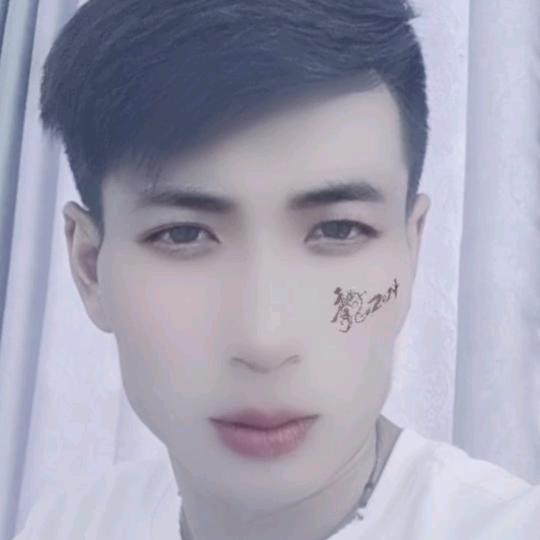 传 奇 哥