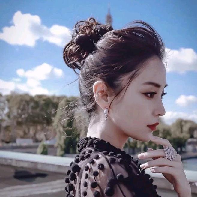 莉莉姐妹