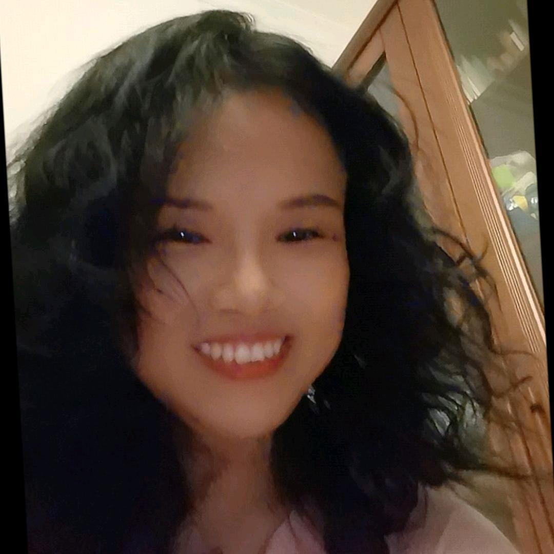 蓝色玫瑰。