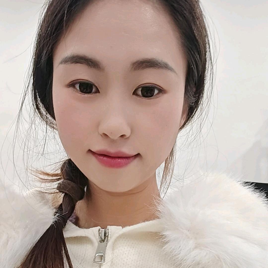 雷小艳