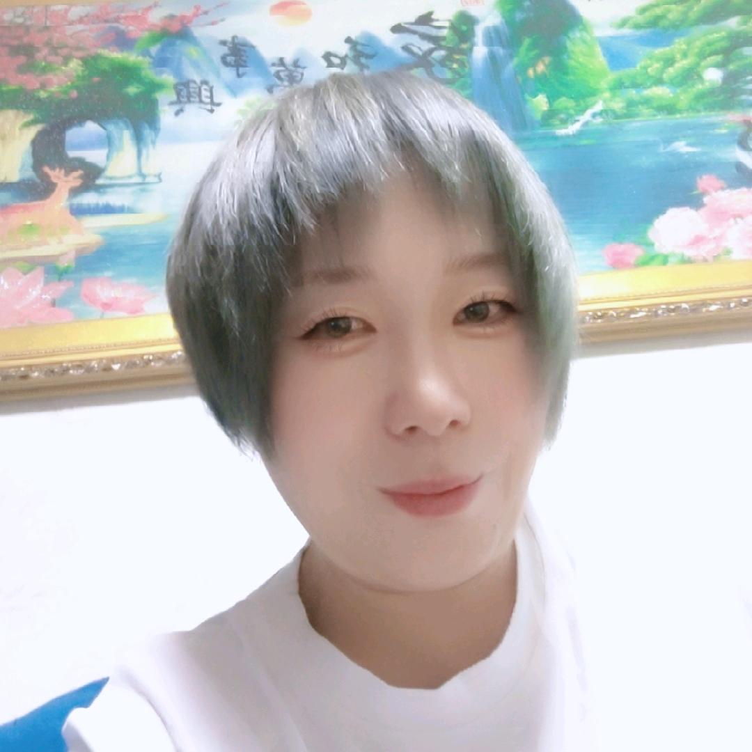 谈笑风生，不动情