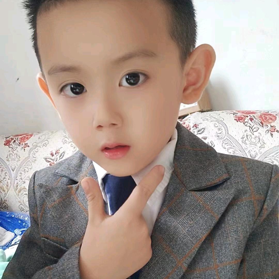 爨靐龘