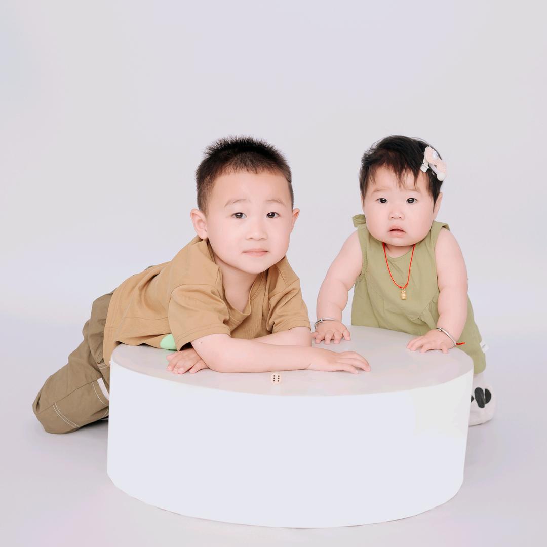 豆豆和妍妍