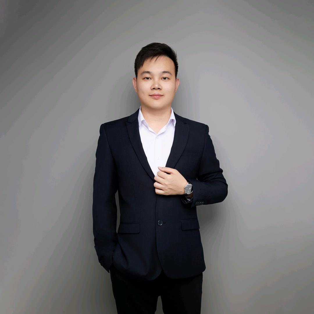 老覃