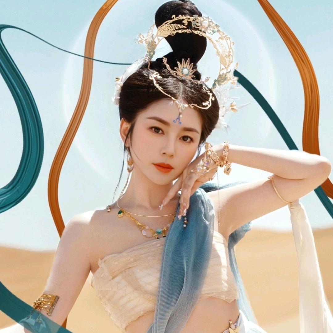 被雨淋湿的￡笑颜@