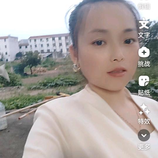 利姐🌺