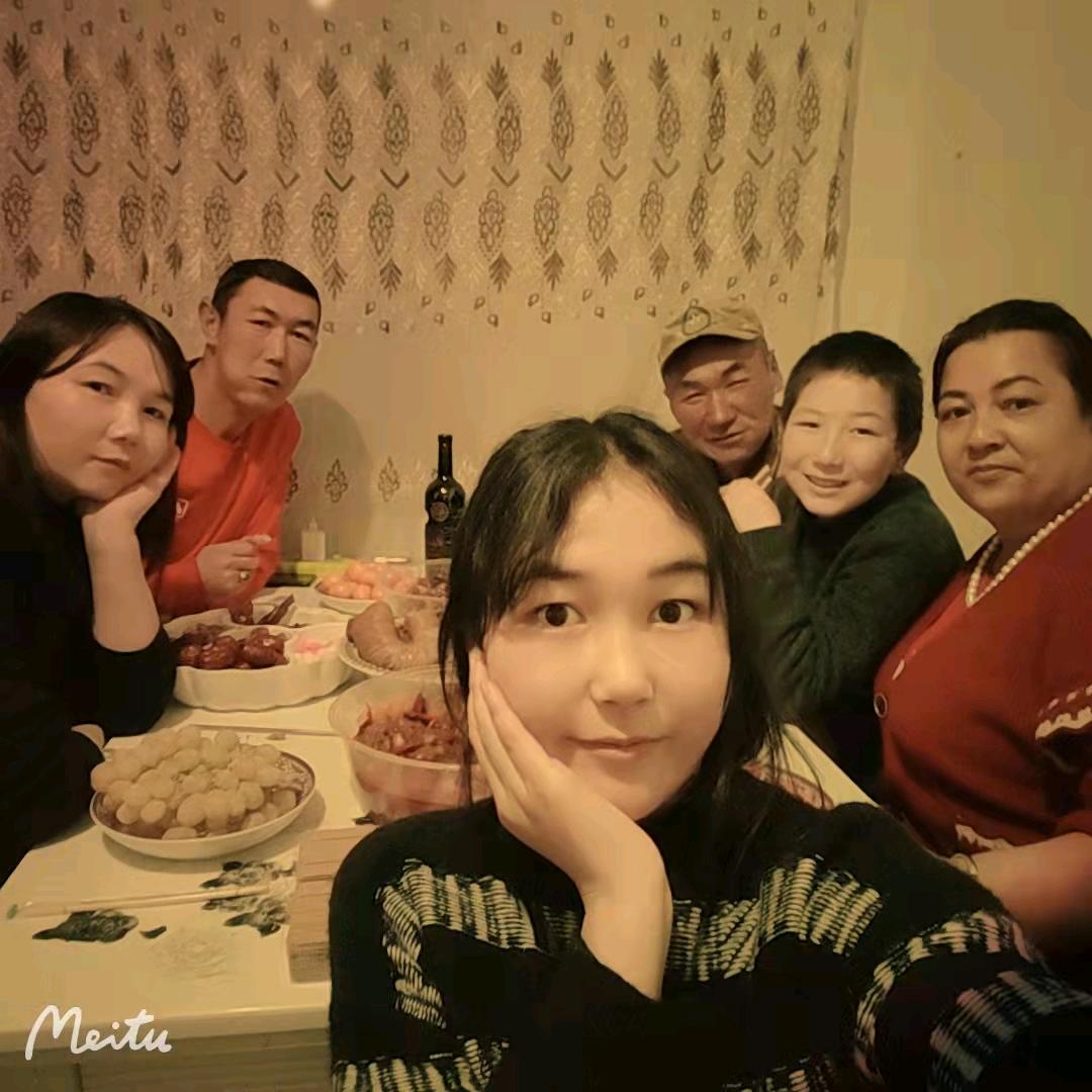 努尔古丽