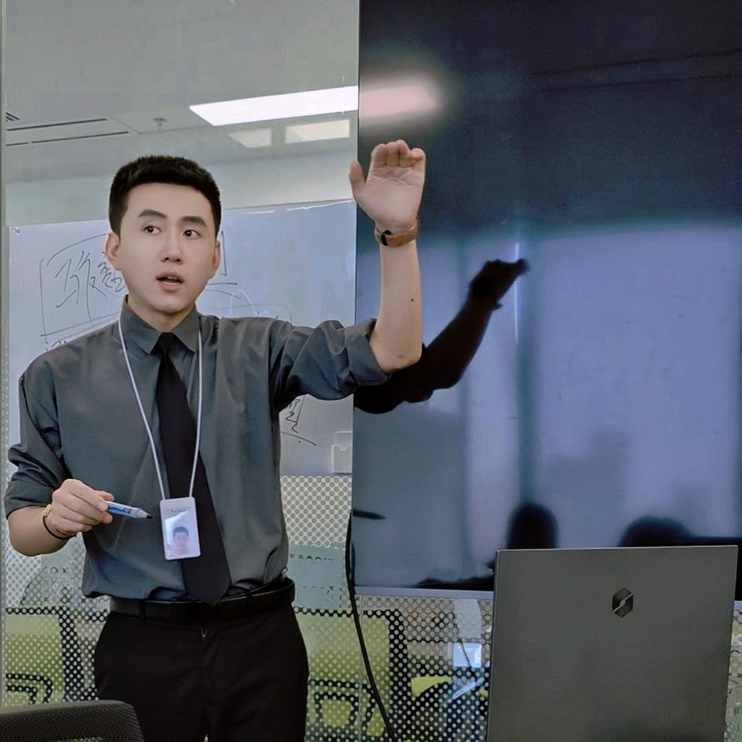请叫我小刘老师