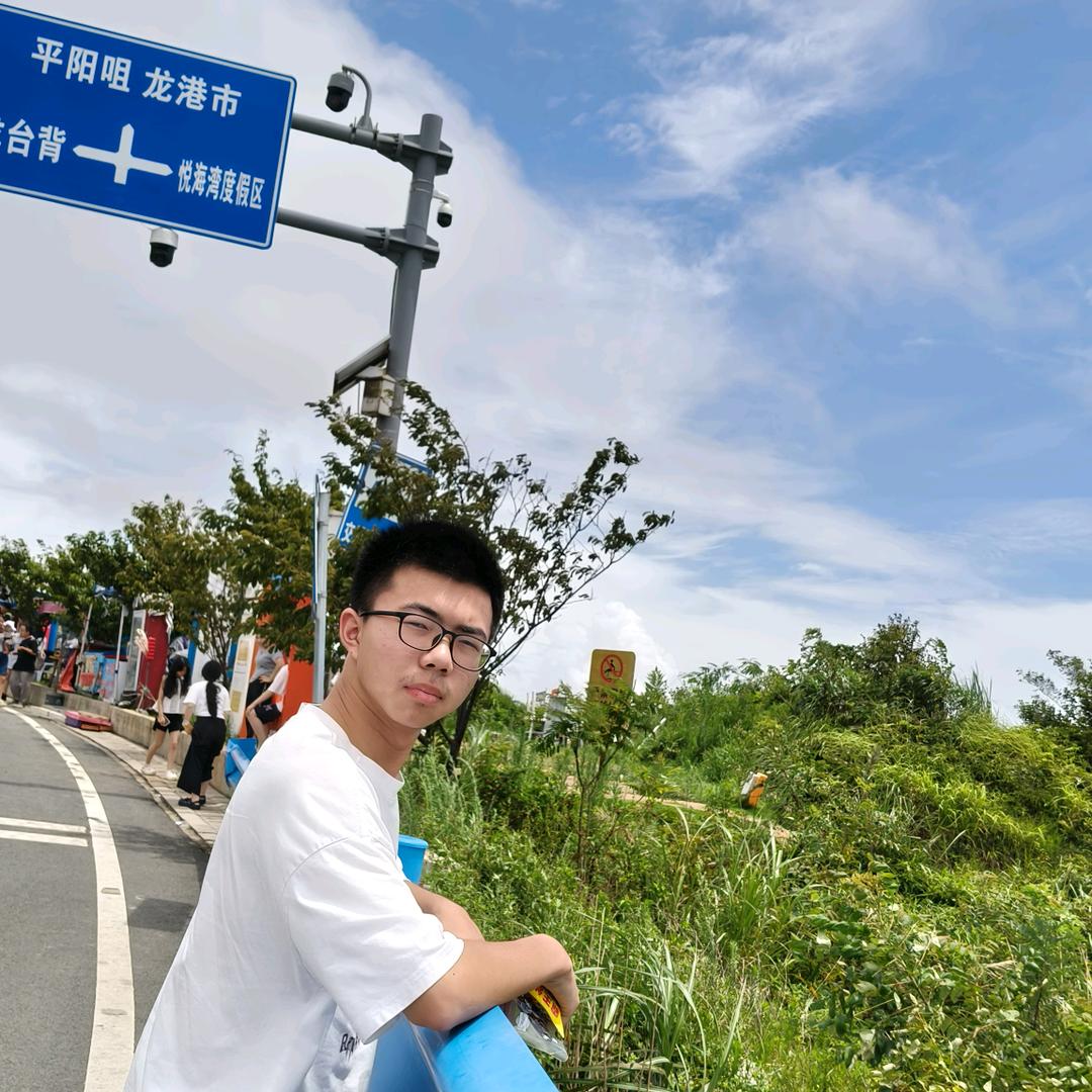 不起眼