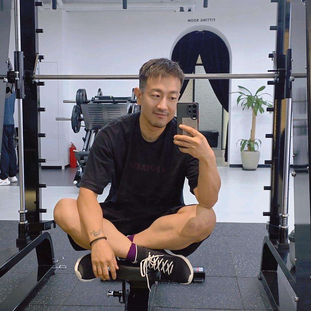 石頭的大表哥