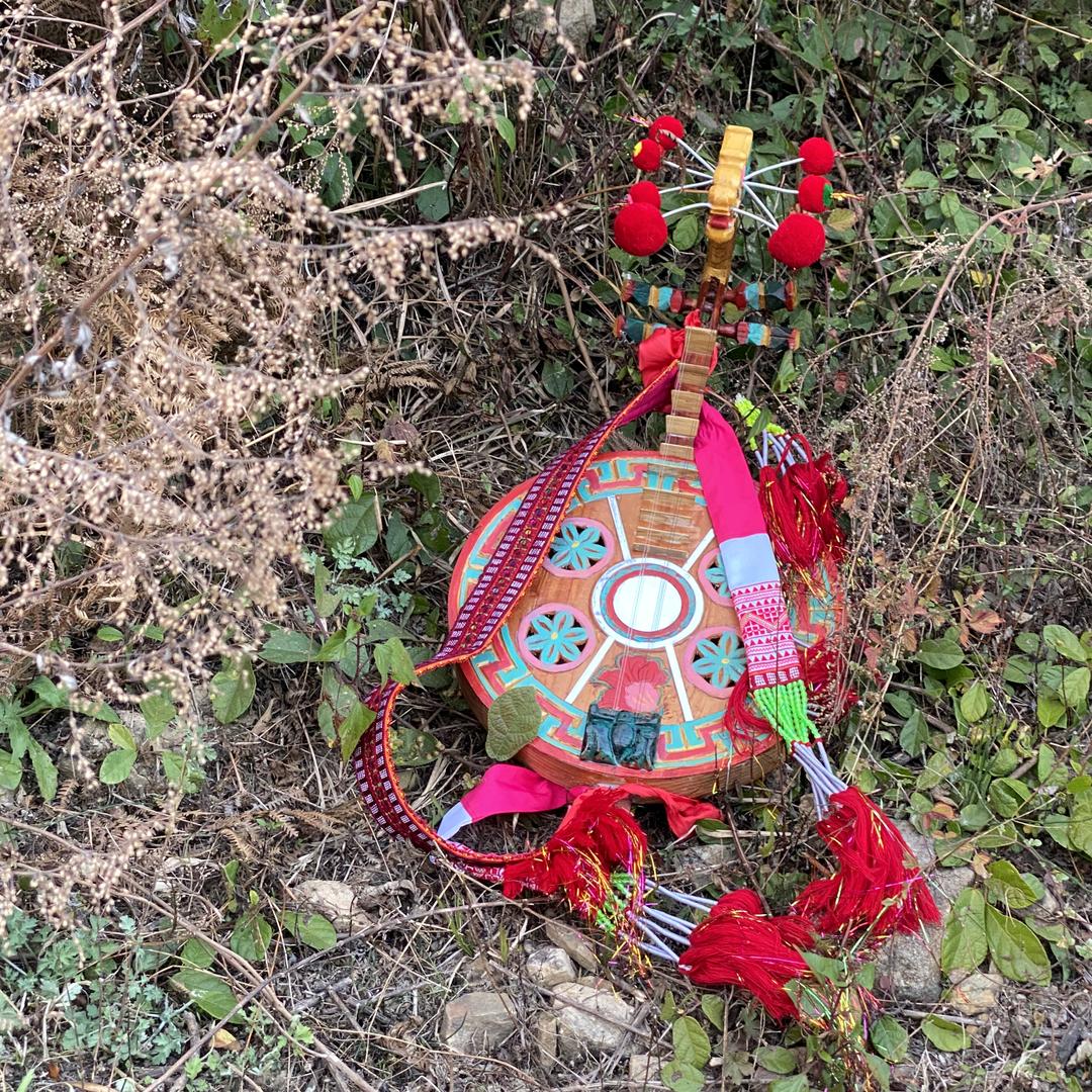 神滇小光头（连赞拉黑）