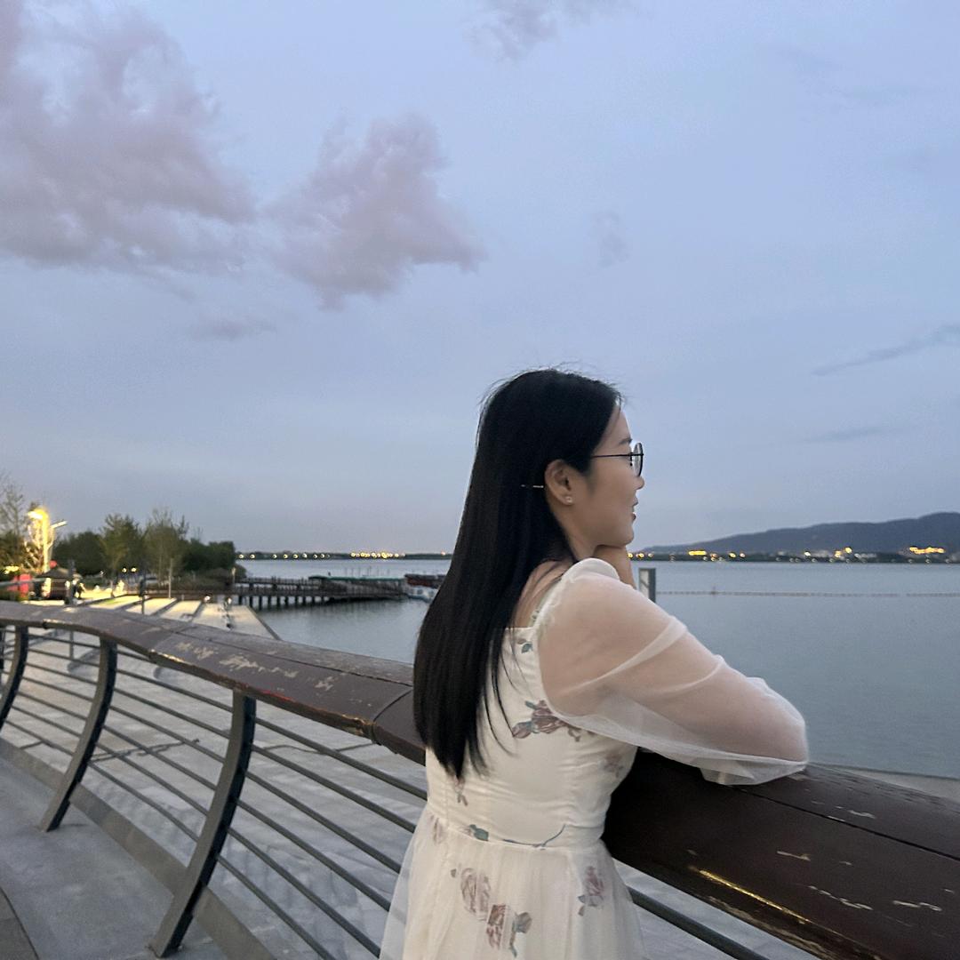 小四月爱音乐🎶