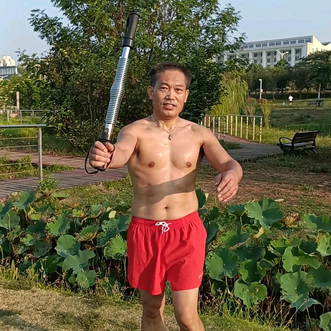 正熠