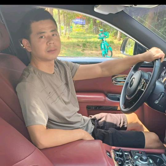 西安华天二手车(小滑）