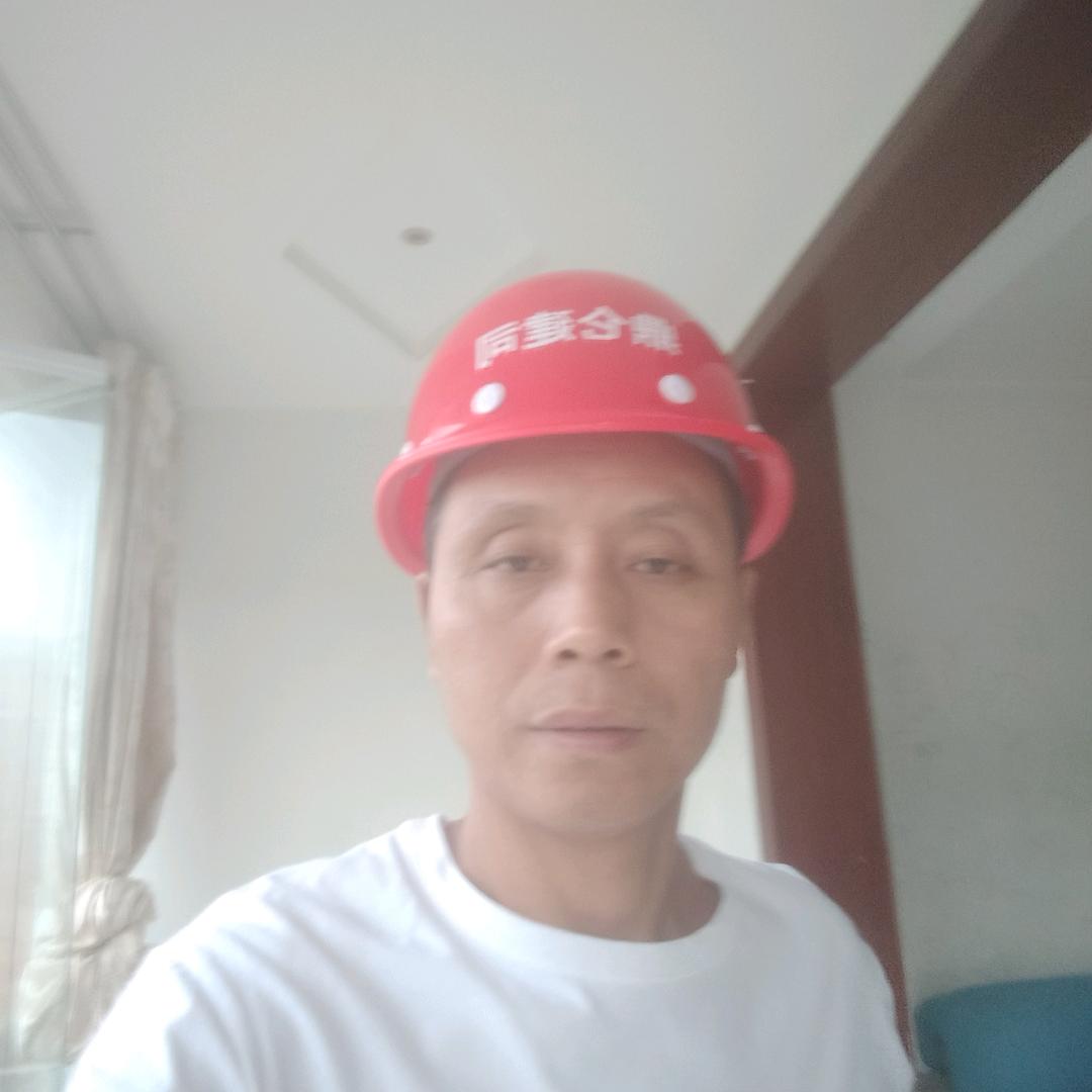 老林，专业挂铁丝网
