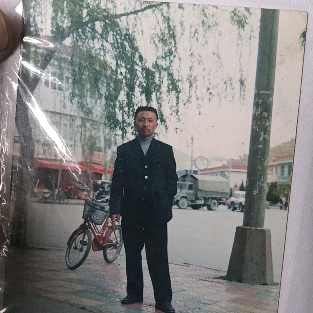 帅哥等你