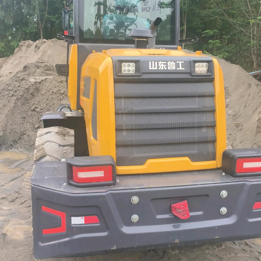 批发水泥沙石哥