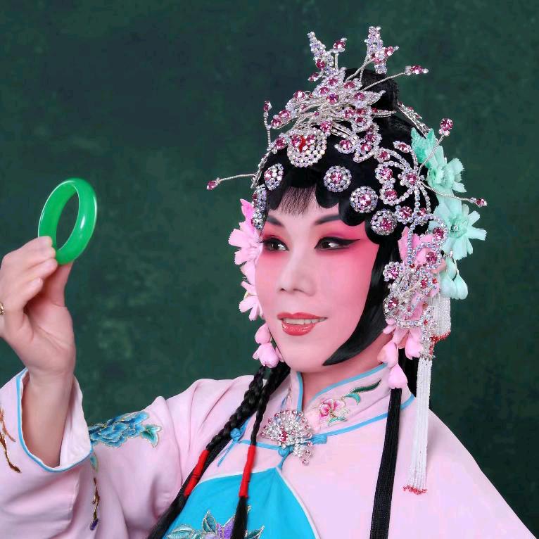 龙宝奶奶