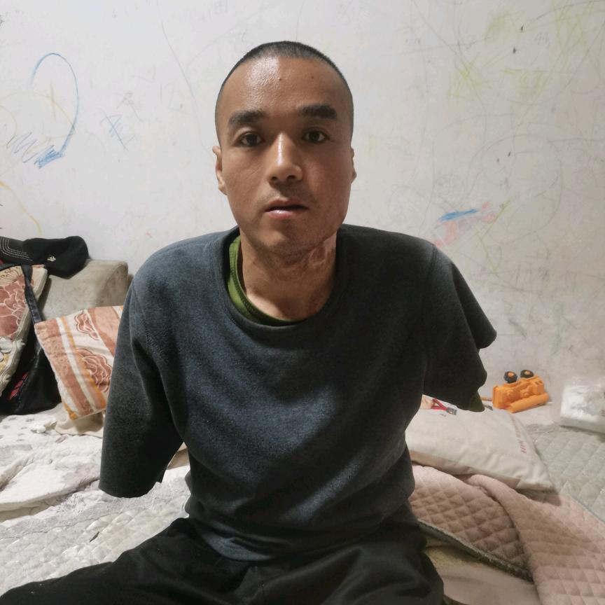 人无再少年@