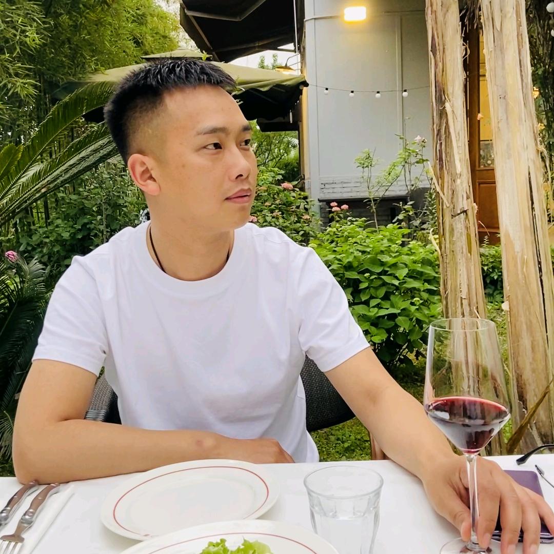 文君君👬